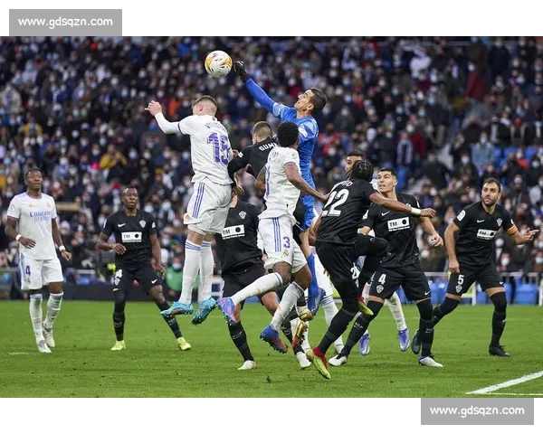 皇马与阿拉维斯激战正酣 主场迎来新挑战 球迷期待胜利的关键时刻